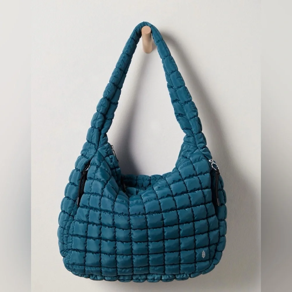 Quilted Carryall Bag from FP Movement by Free People 
In Endzone Blue NWT - Picture 2 of 5
